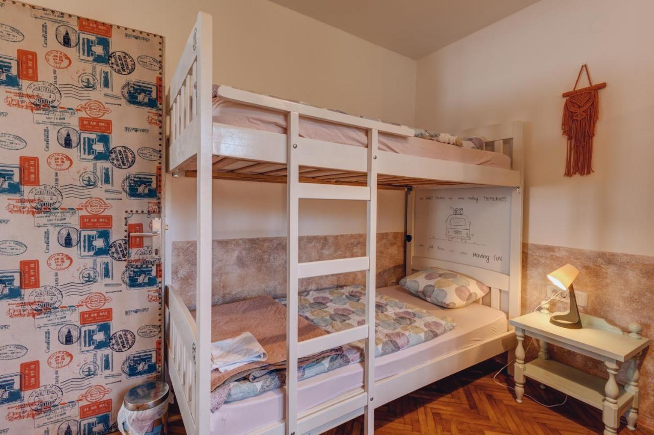 Q Podgorica Beds,Rooms And More Esterno foto