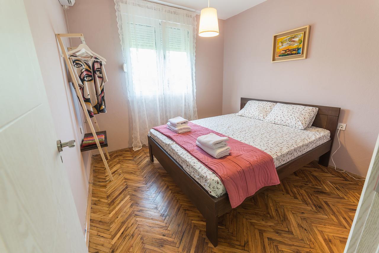 Q Podgorica Beds,Rooms And More Esterno foto